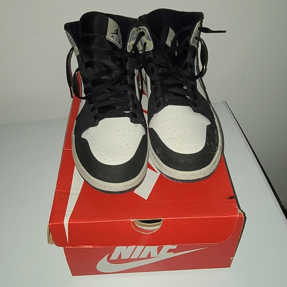 Air Jordan 1 Mid Camo - Picture 3 of 4